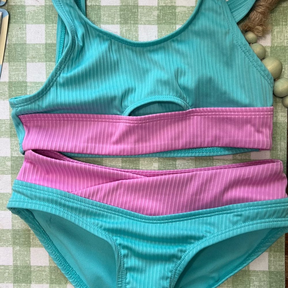 Blue and Pink Ribbed Bikini Set with Sporty Crop Top